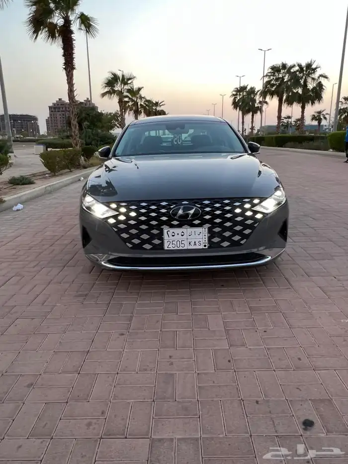 ازيرأ 0 2 0 2 فل مواصفات عداد ديجتال نظيفه جدا للبيع 3