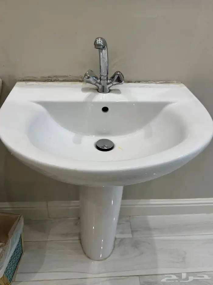 مغاسل مع خلاطاتها 1