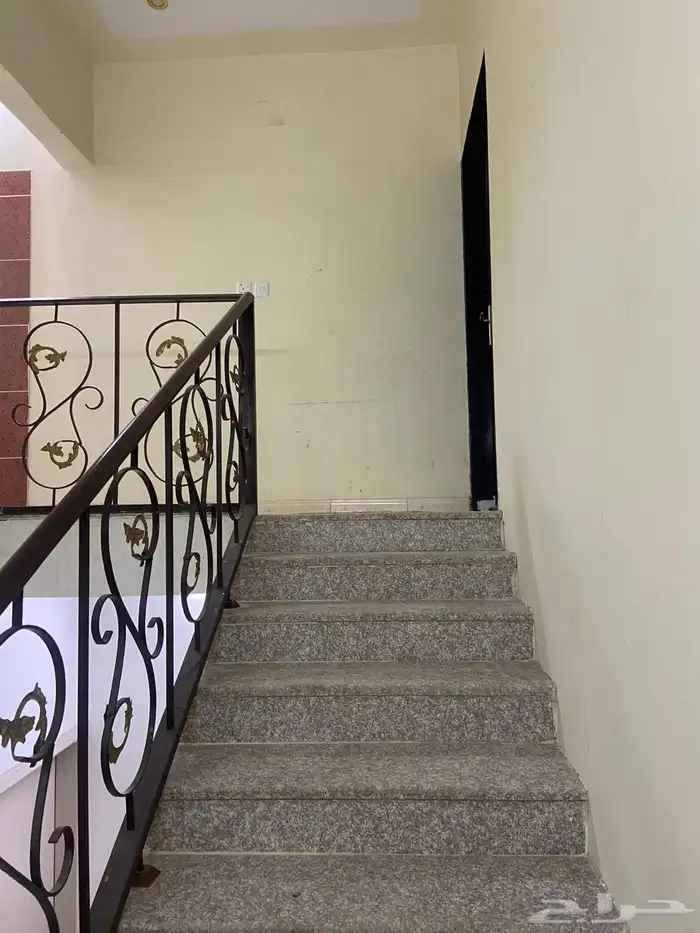 شقة للاجار في حي عكاظ 0