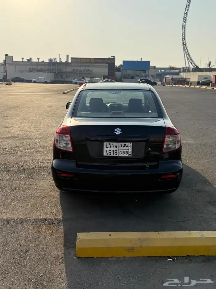 سيارة سوزوكي SX4 موديل 2010 1