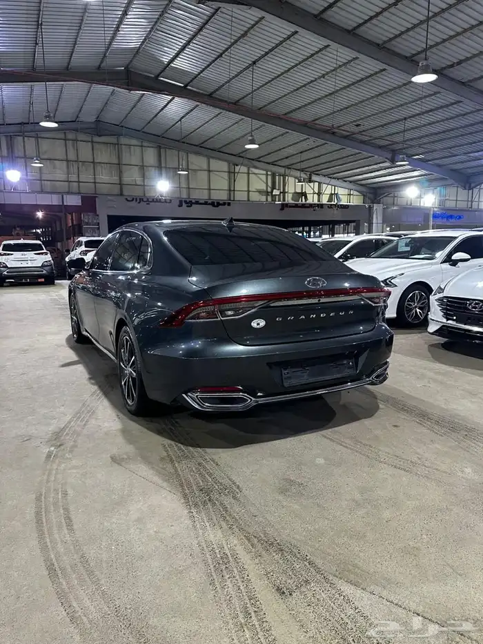 هيونداي ازيرا رصاصي 2021 بنزين بطاقة جمركية وارد كوريا 5
