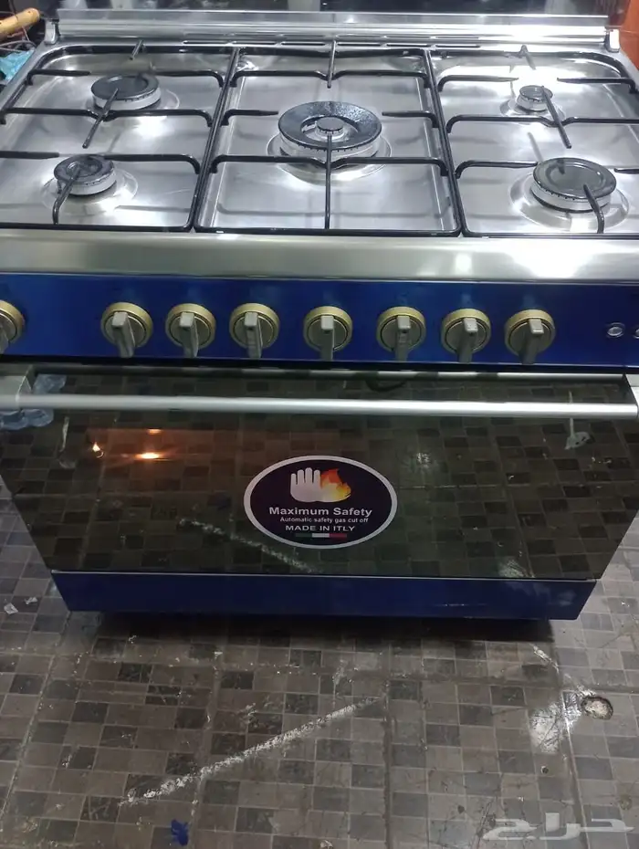 للبيع وفرن مستقدم نظيف ايطالي 60 90 مقص من جده اصلي 7