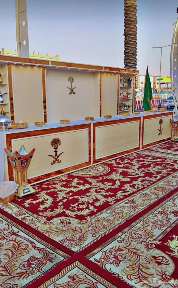 محل حفلات قهوجيين وصبابين رجال ويوجد عندنا قهوه جيات وصبابات 0