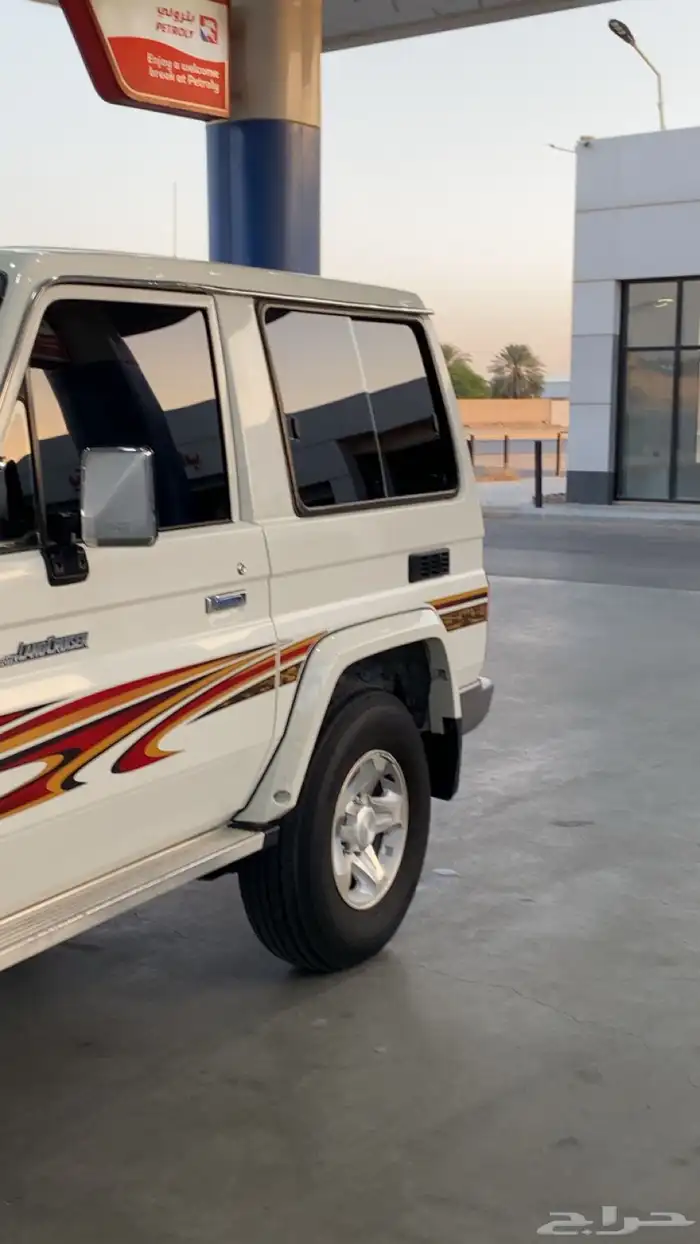 جيب ربع شرط بدي ومحركات ممشى قليل مخزن 65 الف فقط وكاله 9