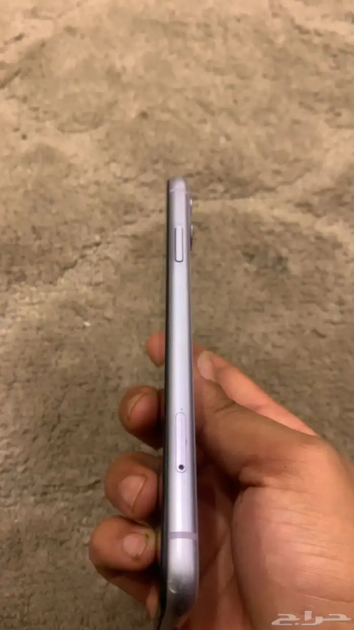 ايفون 11 العادي 2