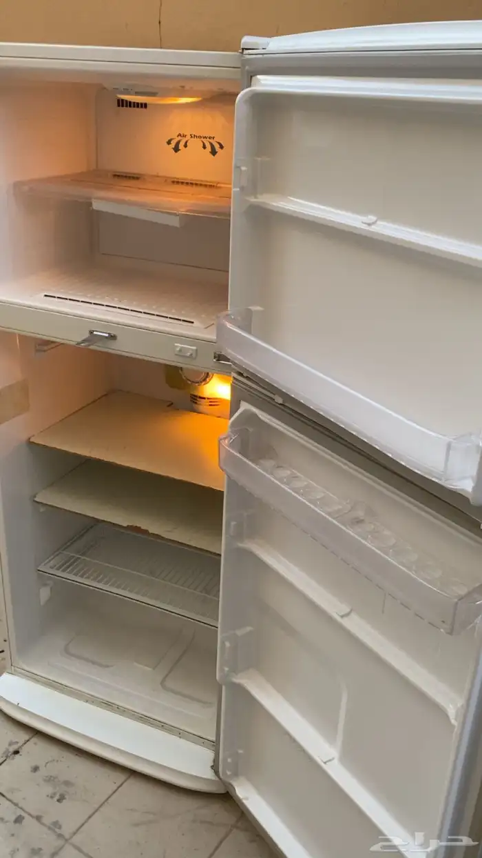ثلاجه و فريز نوع سامسونق 4