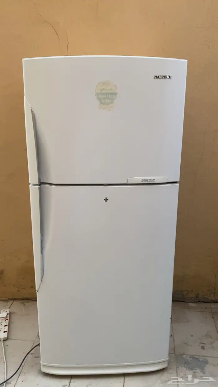 ثلاجه و فريز نوع سامسونق 3