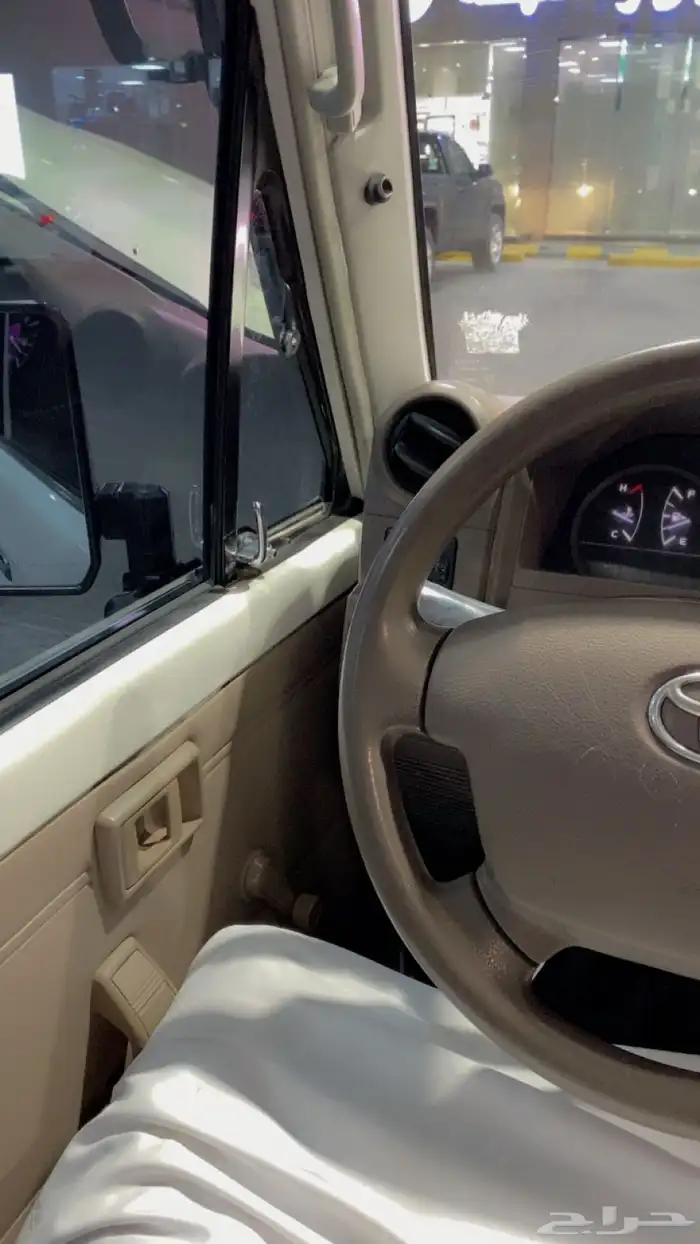 جيب ربع شرط بدي ومحركات ممشى قليل مخزن 65 الف فقط وكاله 12