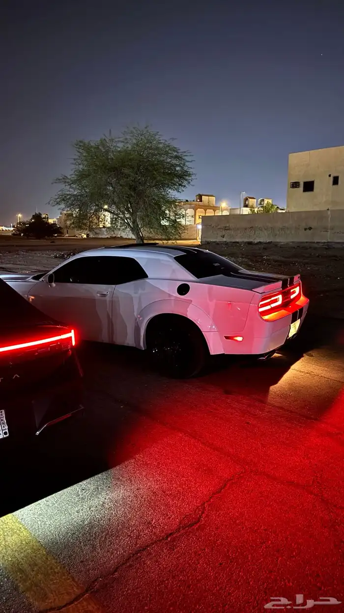 تشالنجر SRT 6.4 5