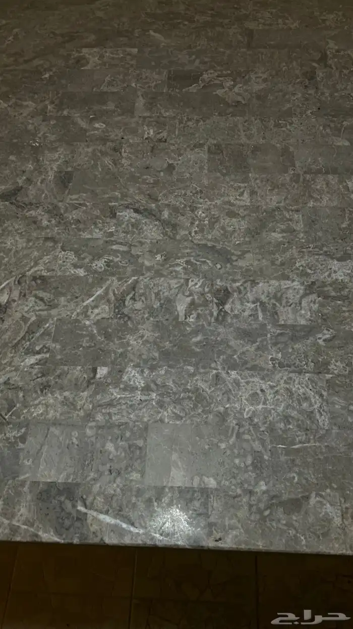 طاولة طعام من 7-8 اشخاص جديد سبب البيع النقل 1