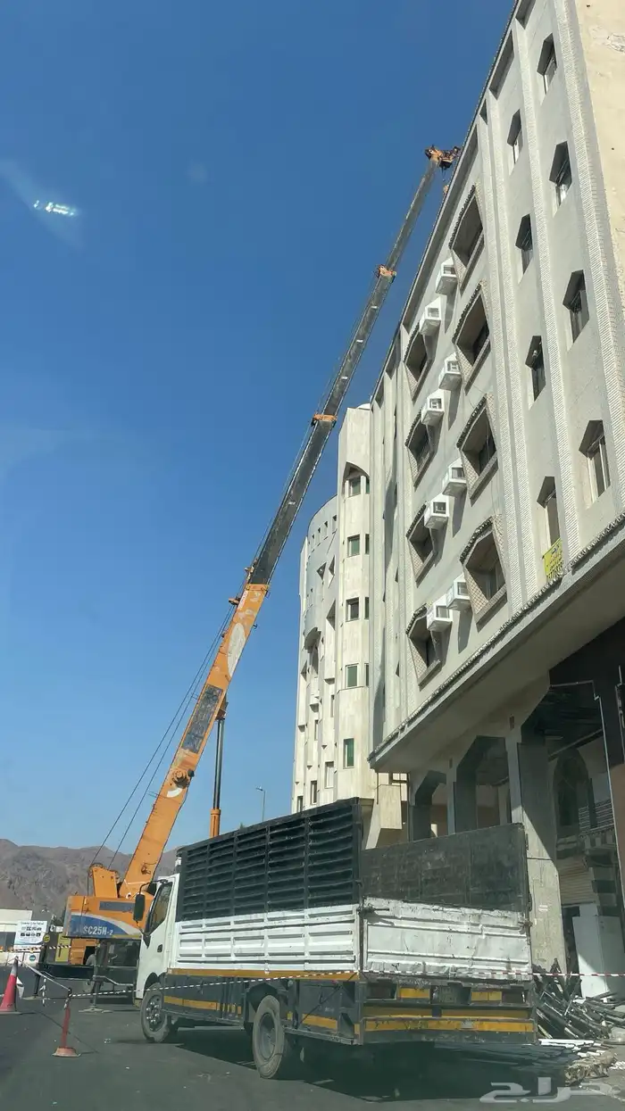 للإيجار ونش كرين سله ثابت متحرك موجود 25طن7طن سطحه بوم تراك 5