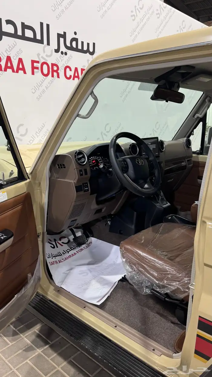 تويوتا   ربع مصندوق 2025 فل كامل تماتيك بنزين بريمي 3
