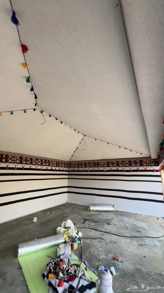 خيام الصقور الملكية 25