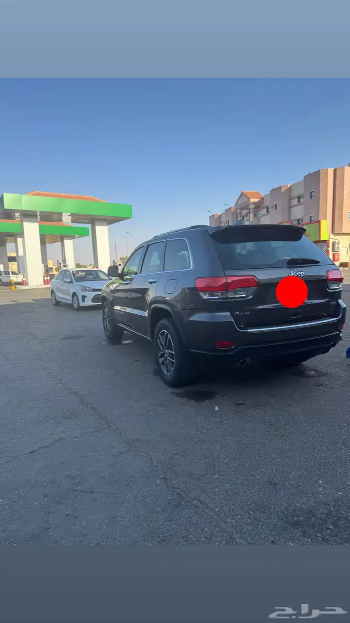 جراند شيروكي 2017 دبل وكالة ممشى قليل 1