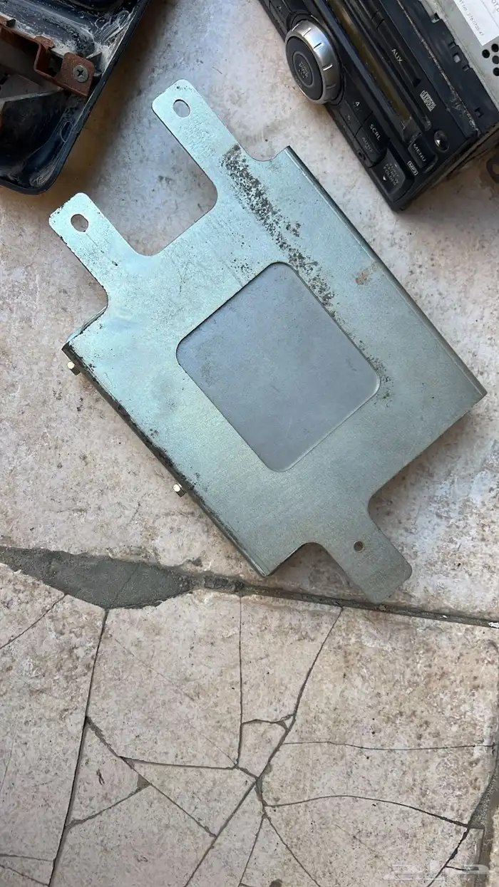 للبيع كمبيوتر ددسن 2011 1