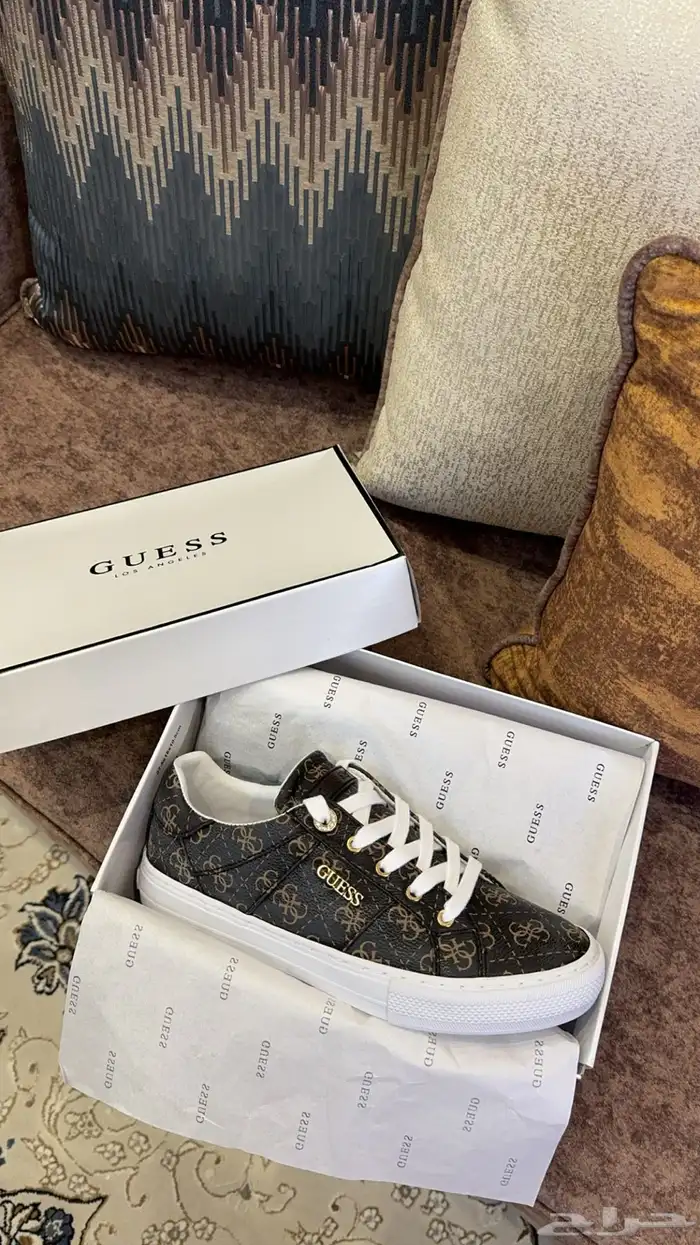 حذاء جس اصلي استخدام واحد نظيف مع ملحقاته الكرتون 0