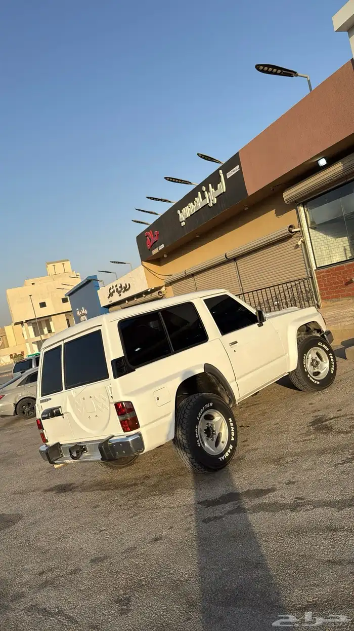 نيسان سفاري 1