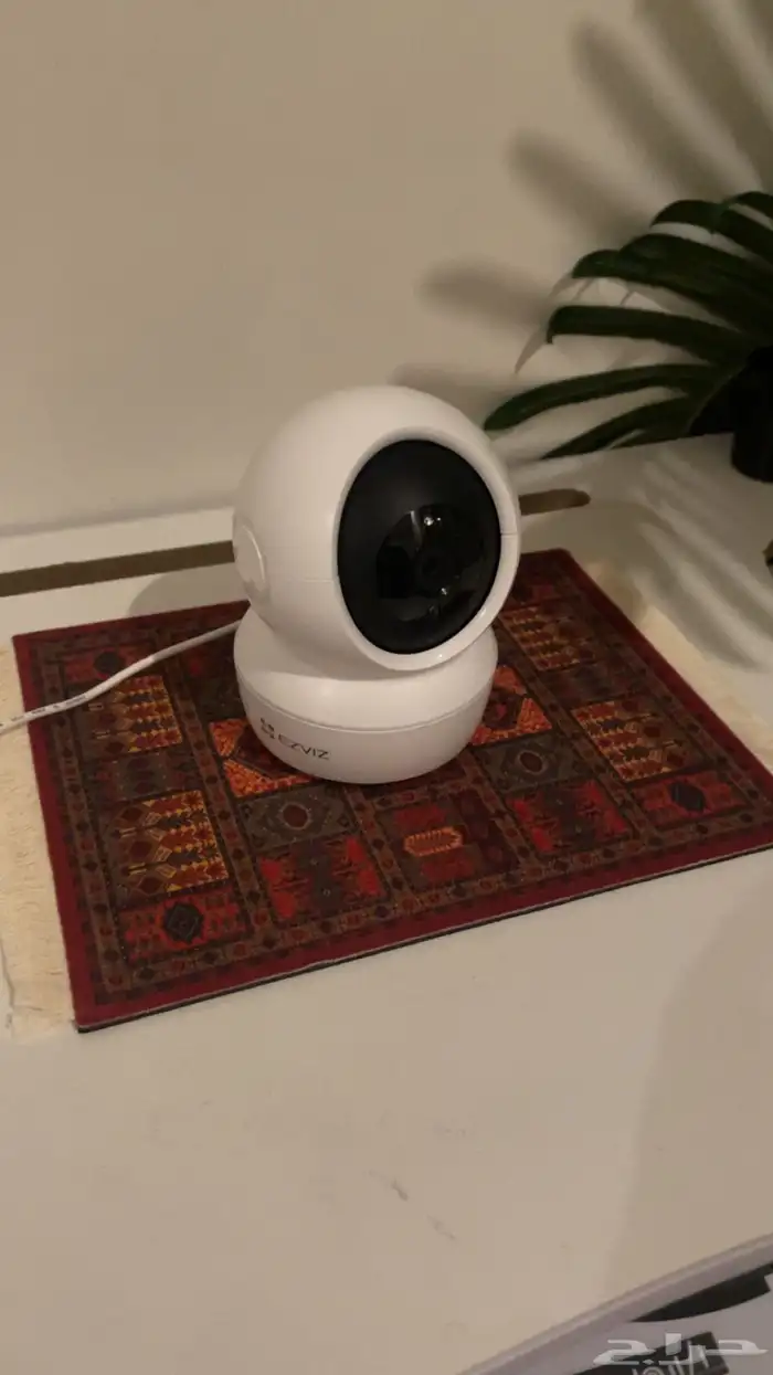 كاميرا من شركة EZVIZ ( تحكم عن بعد ) 2