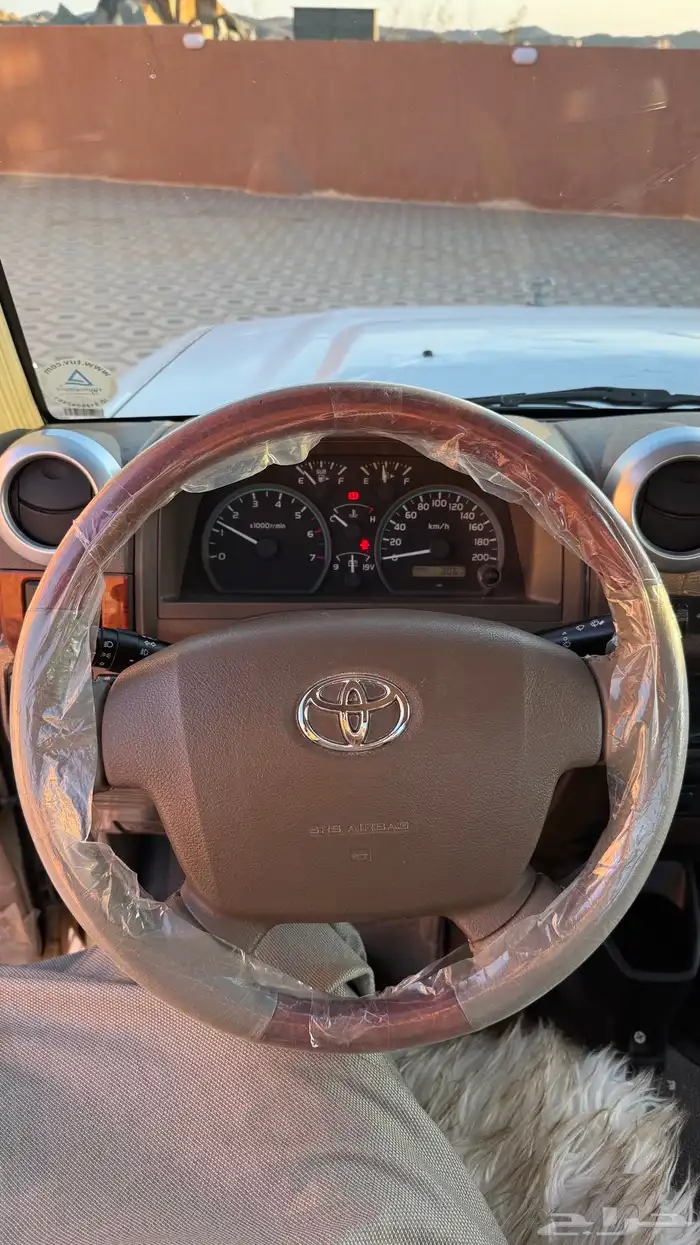 للبيع شاص مخزن 40