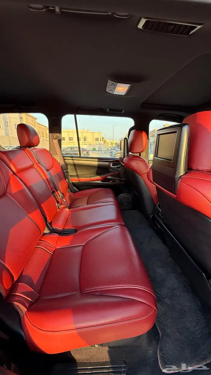 للبيع جيب لكزس LX570 2014 40