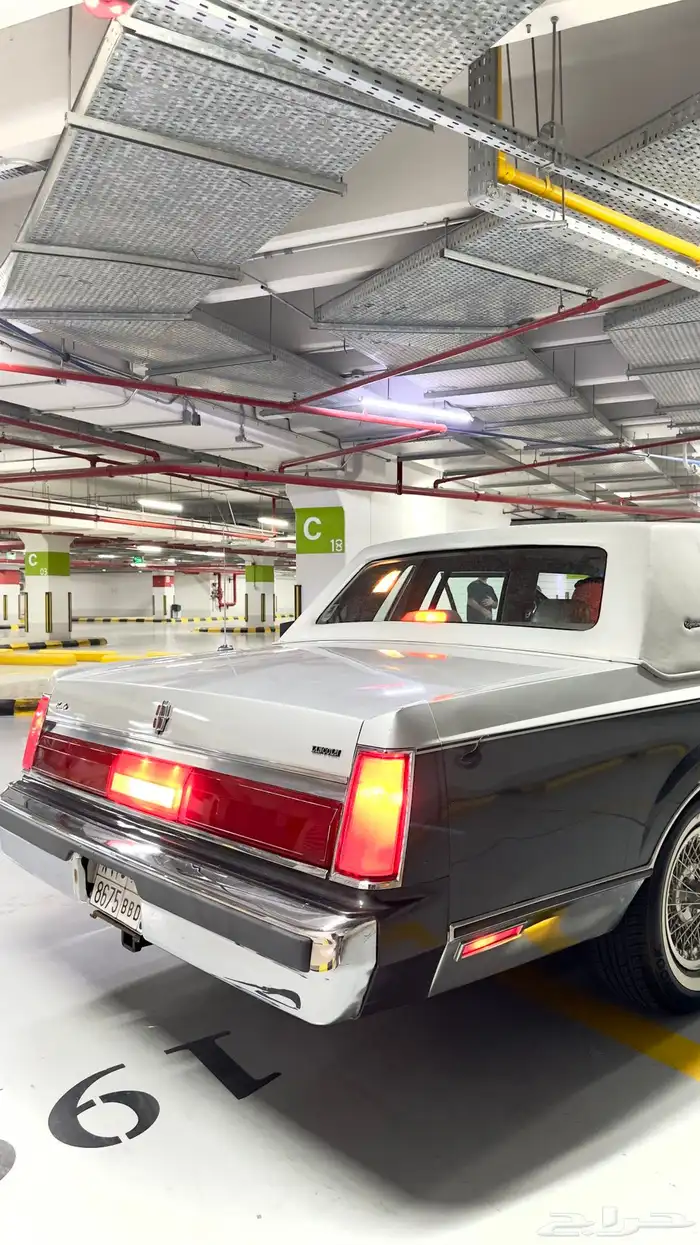 لينكون كاديلاك 1986 مخزن وكالة ( مواصفات خاصة )للبيع . إيجار 14