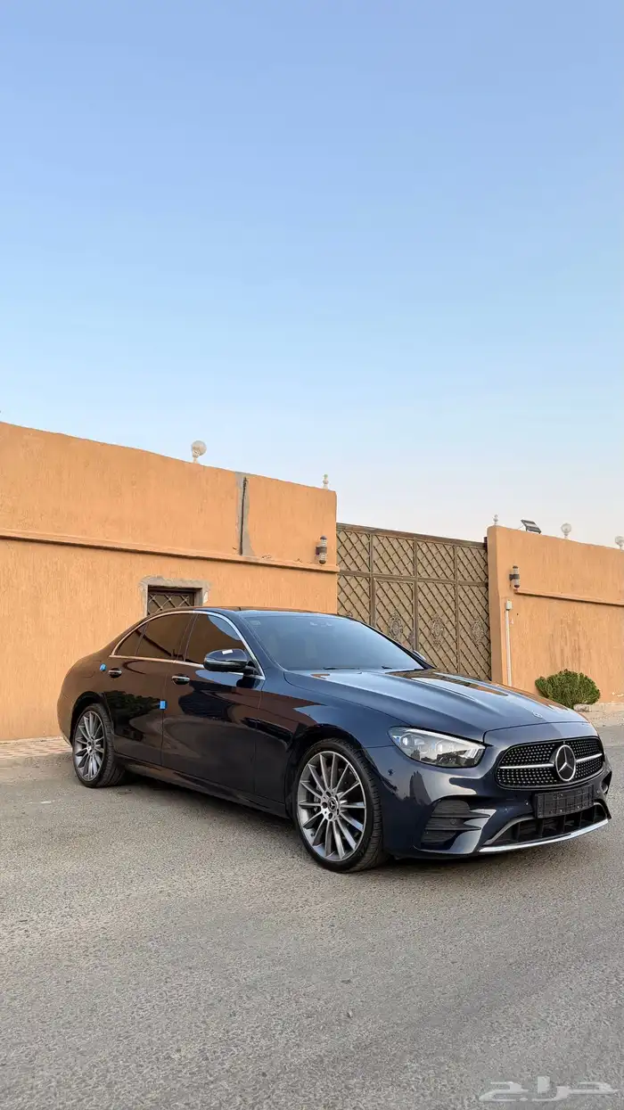 مرسيدس E350 AMG 2022 (بنزين) فل اوبشن بحالة الوكالة 3