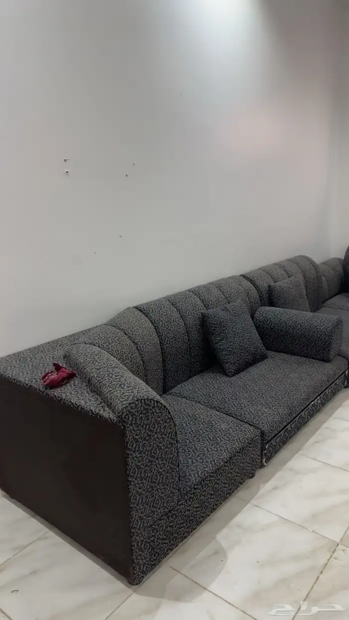 كنب ارضي ولوحات 2