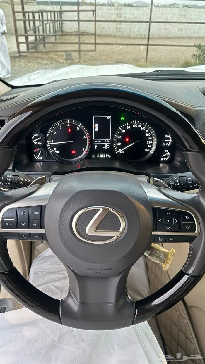 لكزس 2021 5