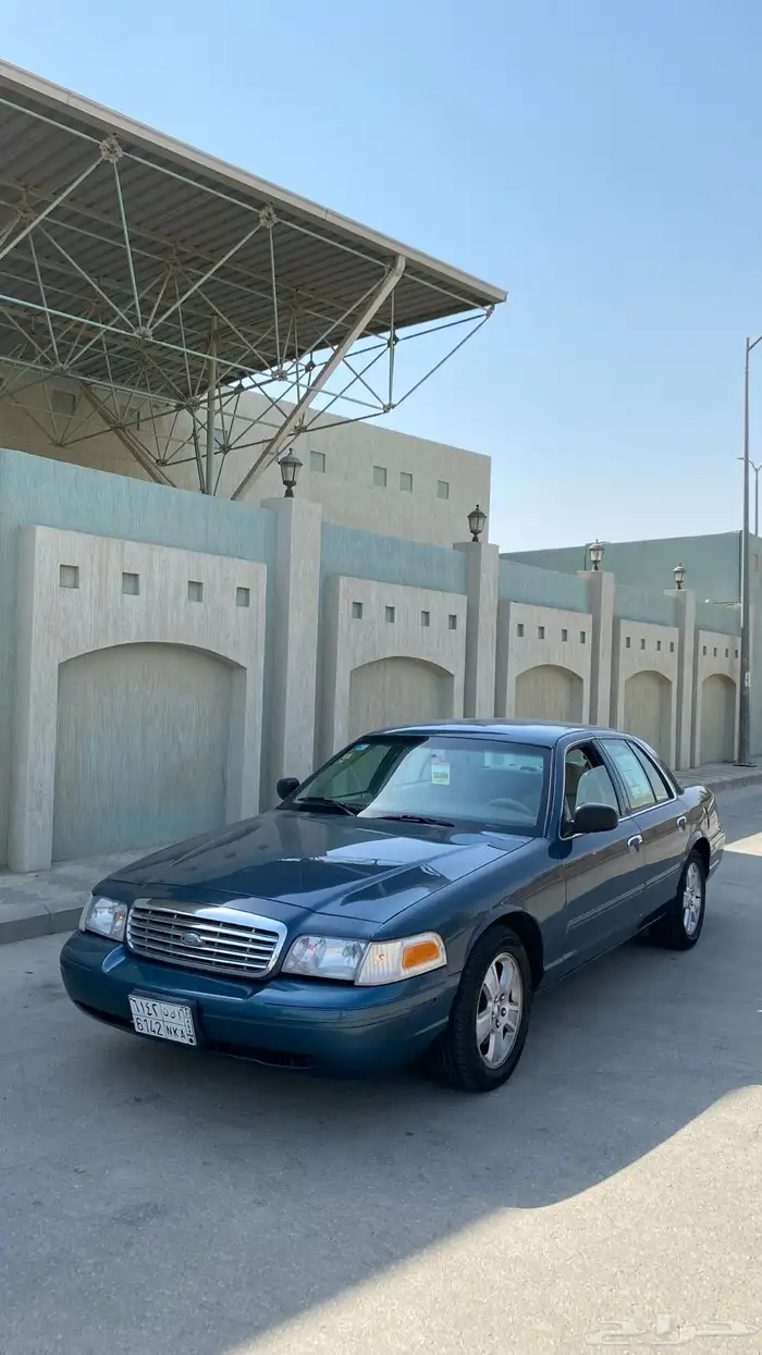 للبيع فورد فكتوريا 2009 0