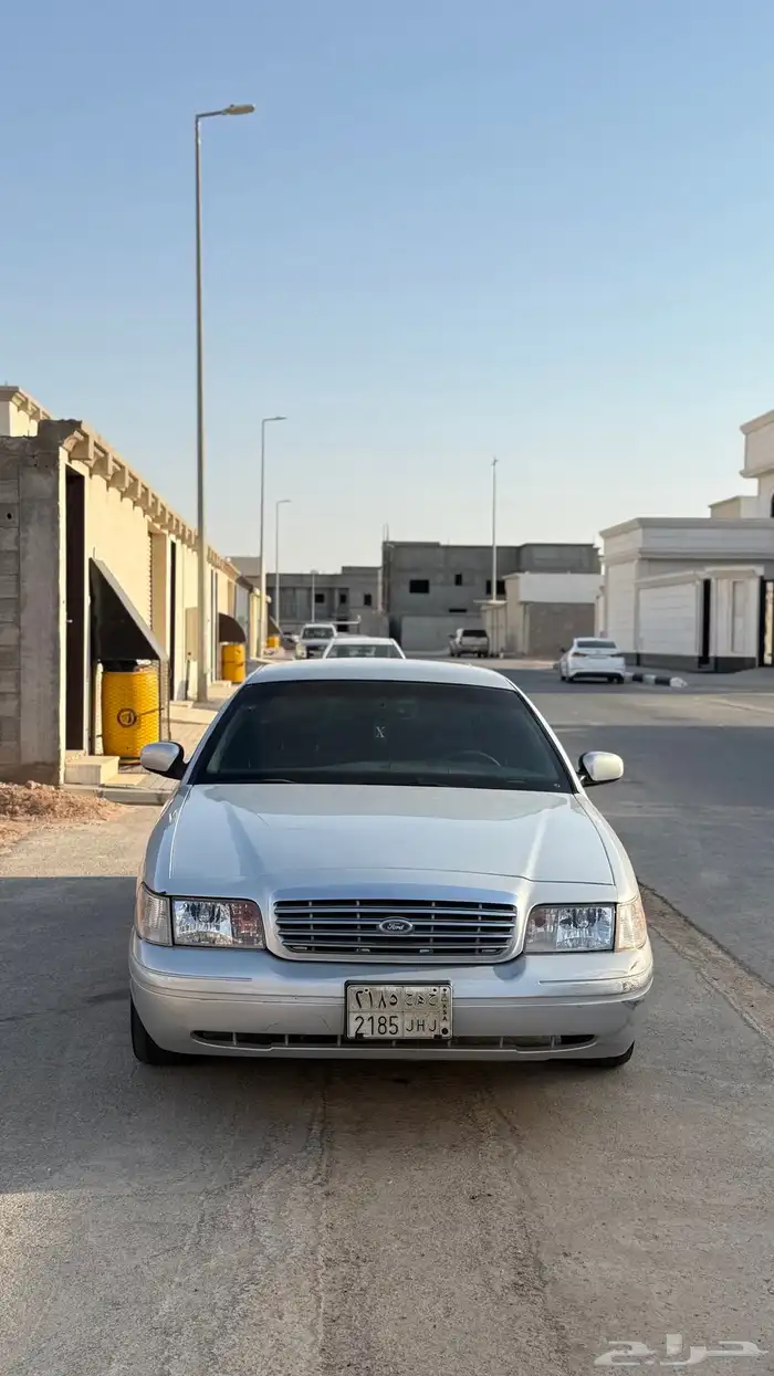 فورد فكتوريا 2001 3