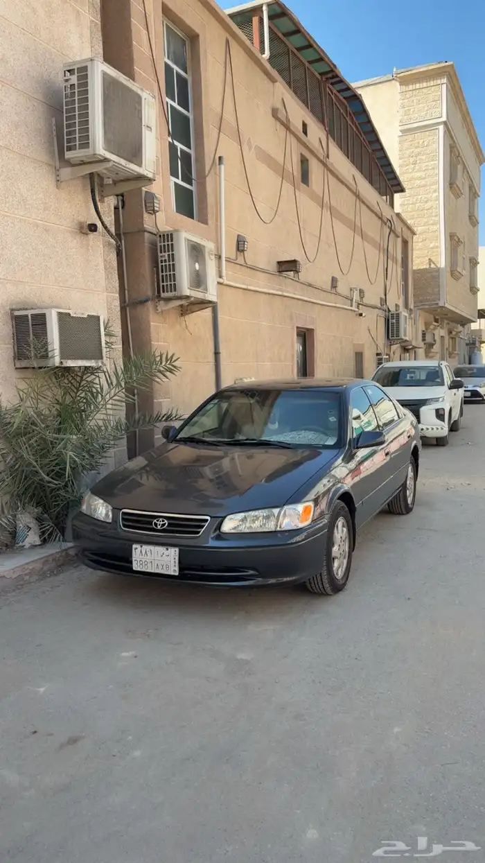 للبيع كامري 2000 أمريكي 3