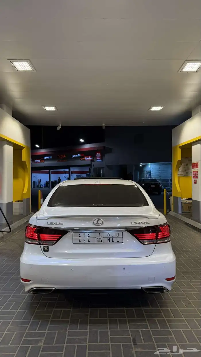 لكزسLS460Lعبداللطيف جميل بيشه 4