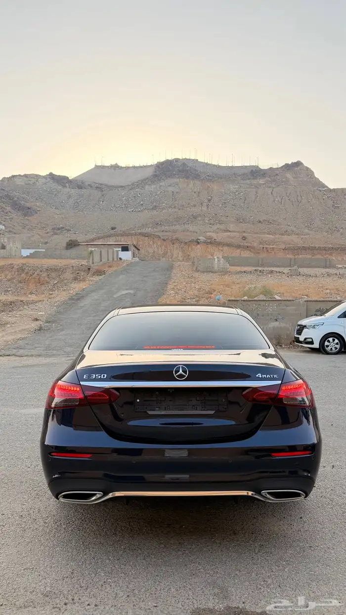 مرسيدس E350 AMG 2022 (بنزين) فل اوبشن بحالة الوكالة 5