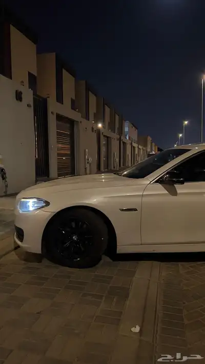 BMW 520i 2016 index
