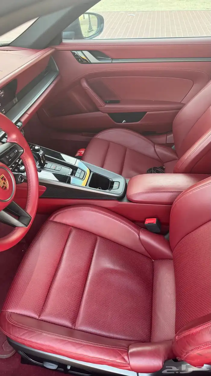 بورش 911 كاريرا اسود 2020 16