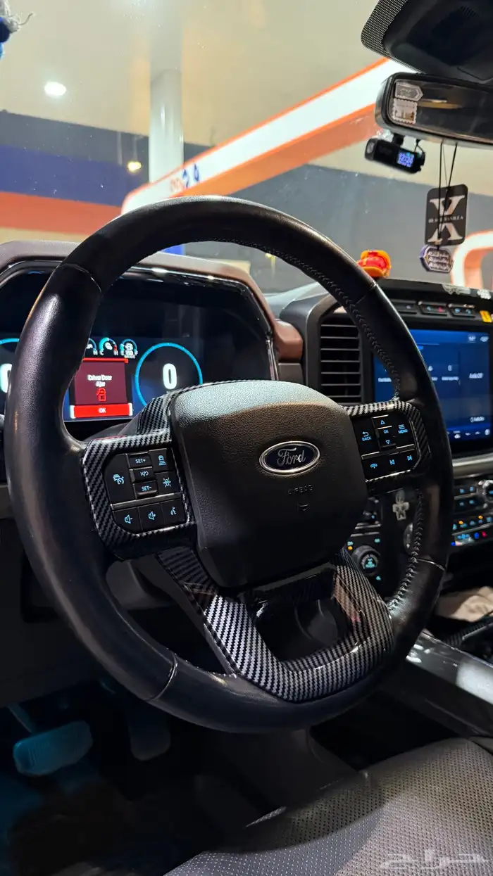 فورد لاريت 11