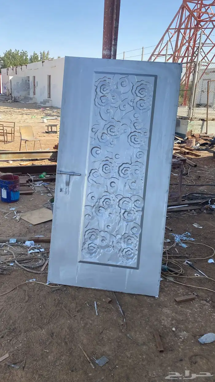 للبيع قرف حديد جميع المقسات جاهزة سهولة الفك والنقل 55