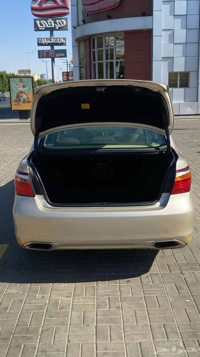 لكزس LS460 2010 شورت 23