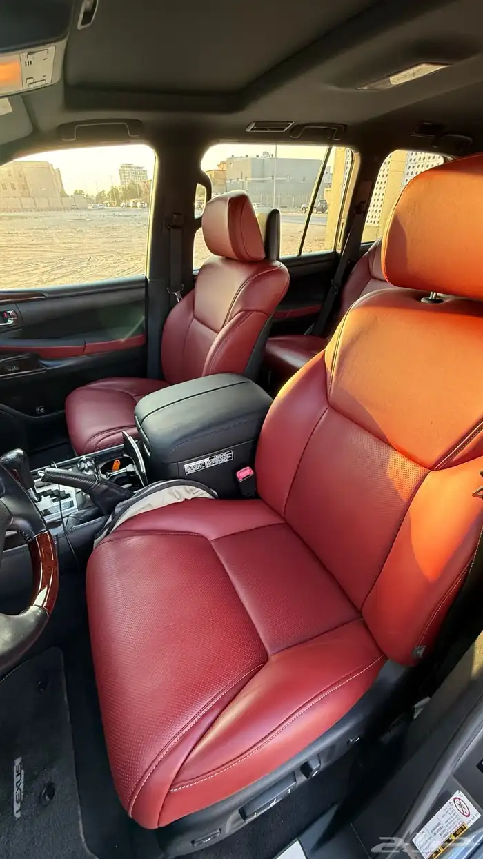 للبيع جيب لكزس LX570 2014 27
