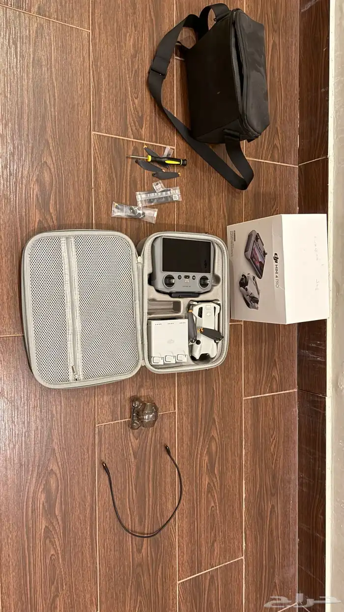 درون DJI MINI4 proميني فور برو 3