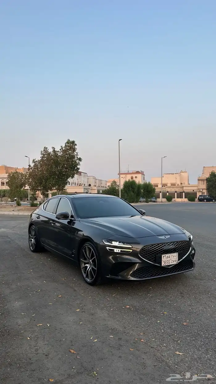 2022 جينيسس G70 1