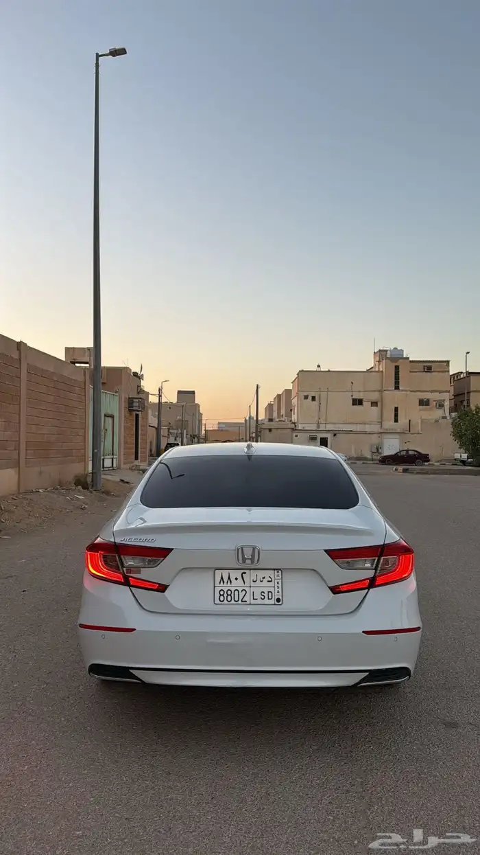 اكورد 2018 استاندر 1