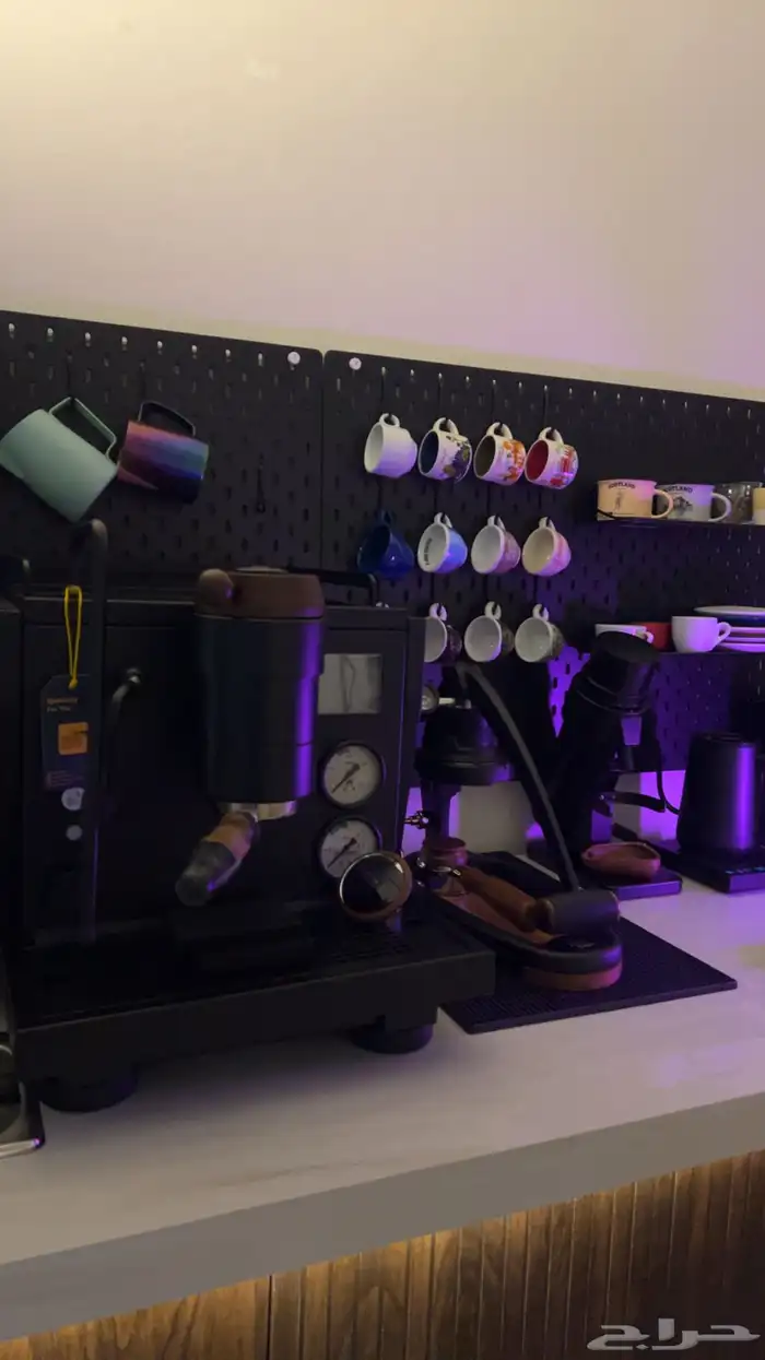 روكيت ار ناين ون اسود 3