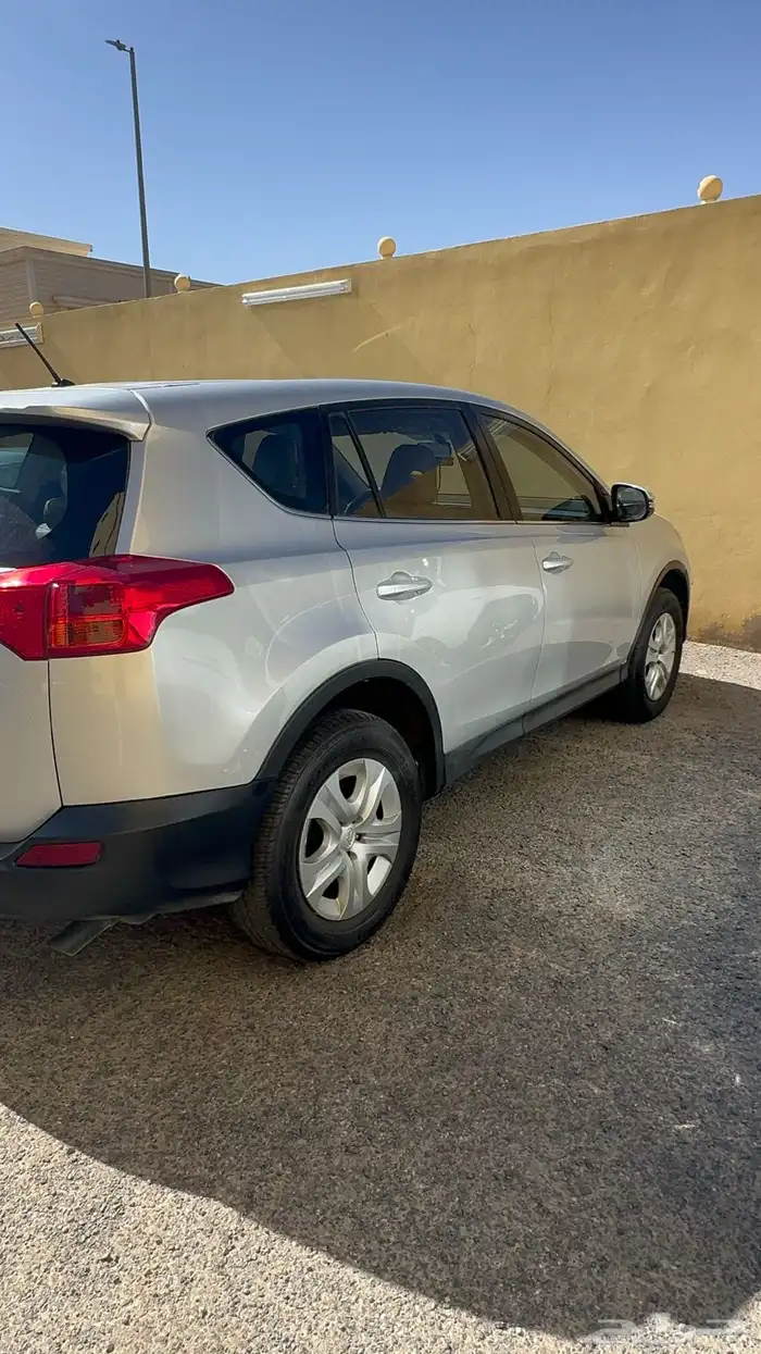 Toyota RAV4 2015 17