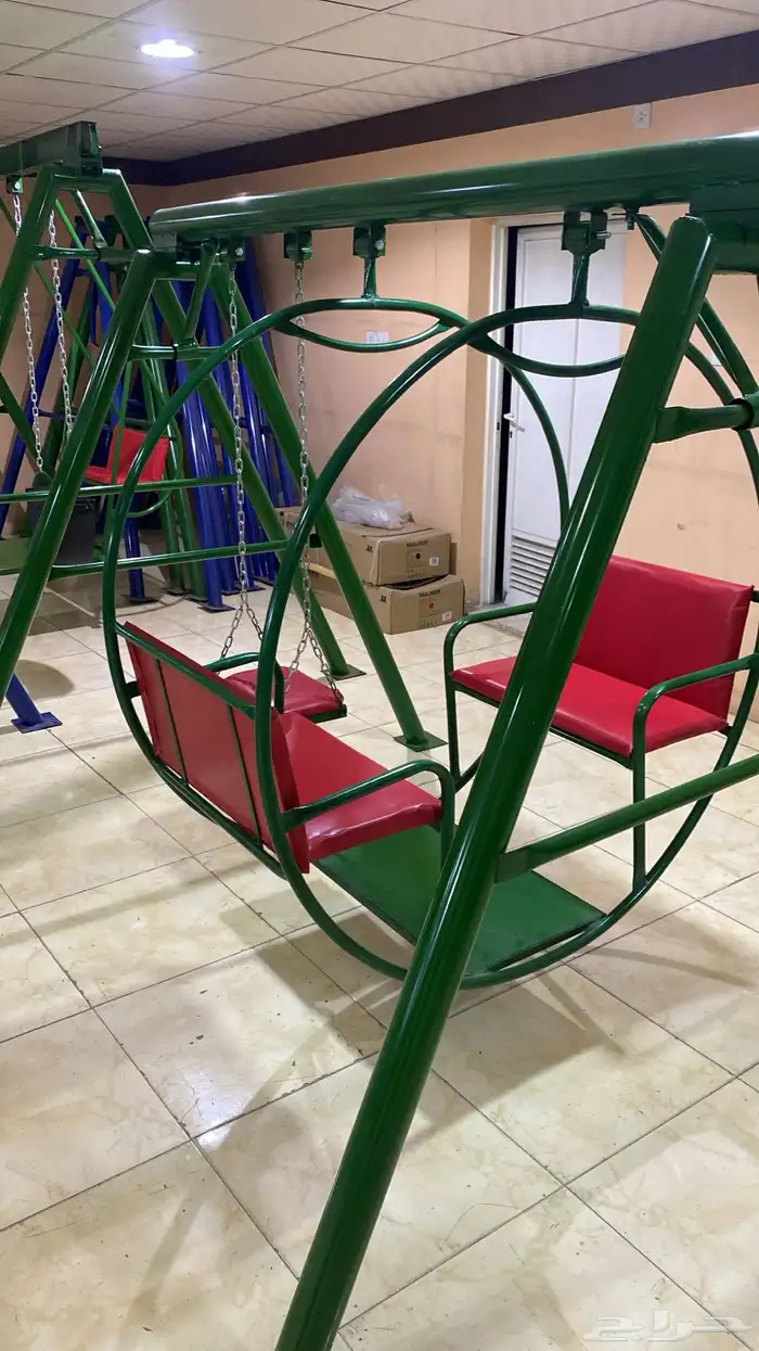 للبيع مراجيح اطفال احجام كبيرة وصقيرة وتفصيل الاحساء 40