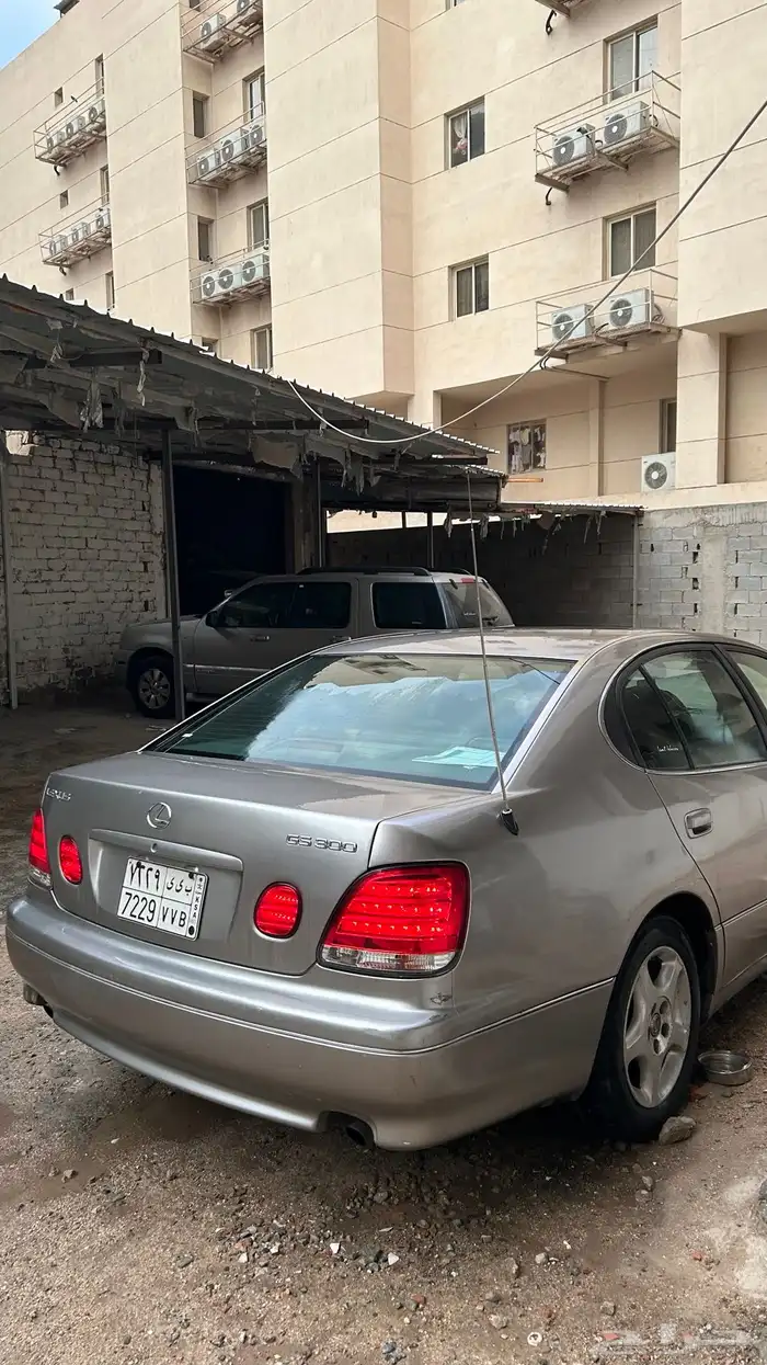 لكزس GS 2001 7