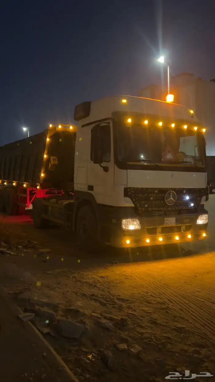 مطلوب فورمن قلابات وحاويات انقاض 0