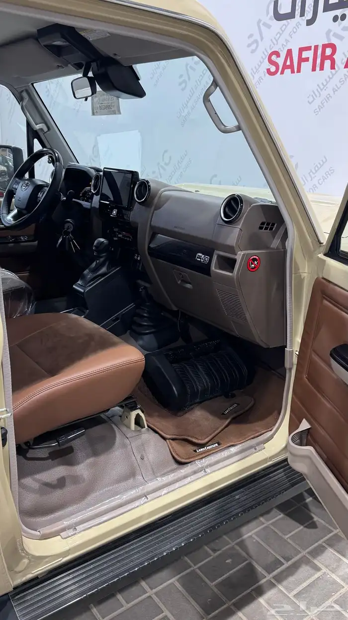 تويوتا   شاص 2025 فل كامل تماتيك بنزين بريمي 4