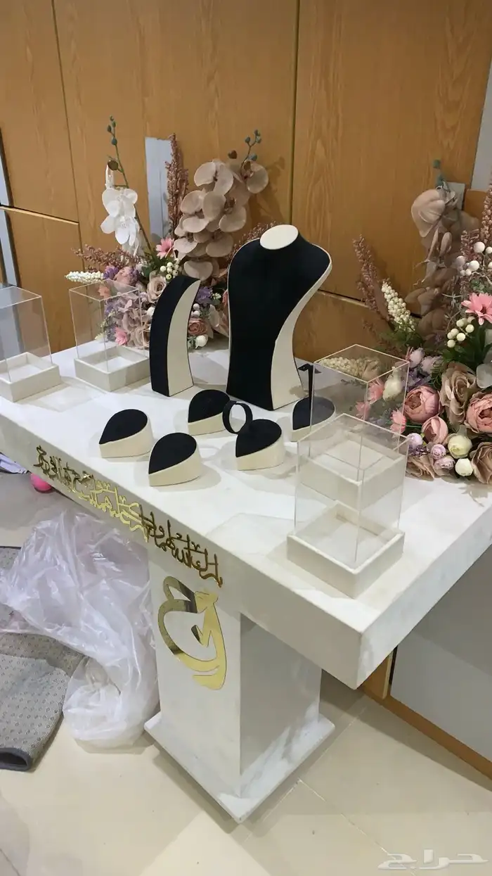 عربة ملكة او زواج 0