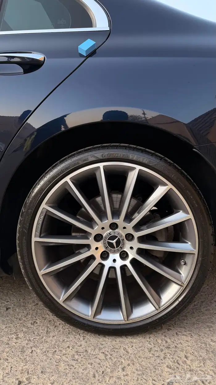 مرسيدس E350 AMG 2022 (بنزين) فل اوبشن بحالة الوكالة 10